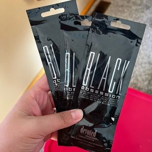 Devoted creations- black obsession